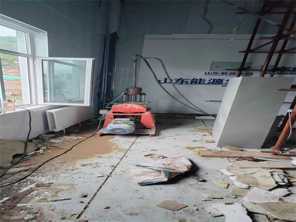 未央地基基础下沉墙体裂缝加固注浆顶升施工